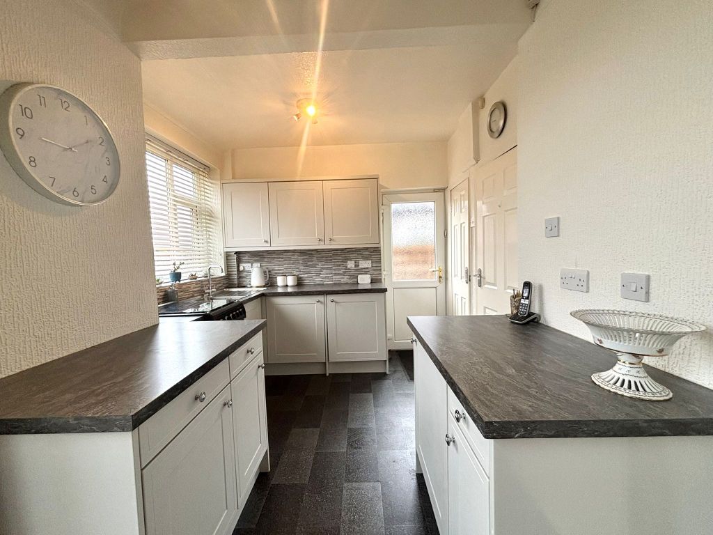 Property photo 2 of 23 Kitchen 3