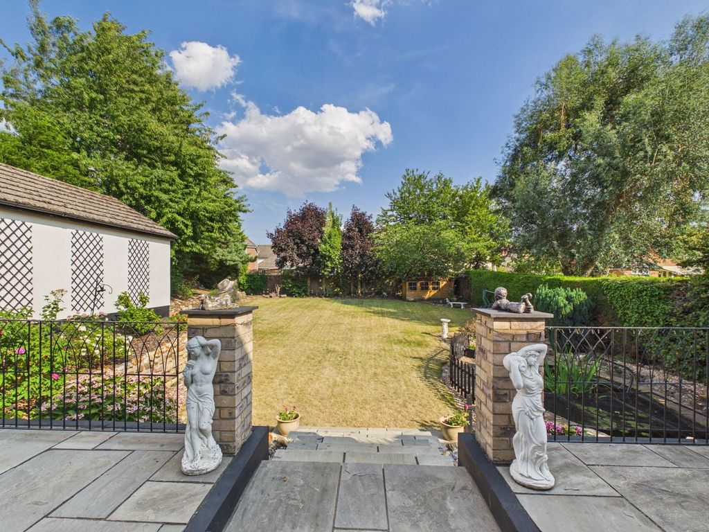 Property photo 3 of 29