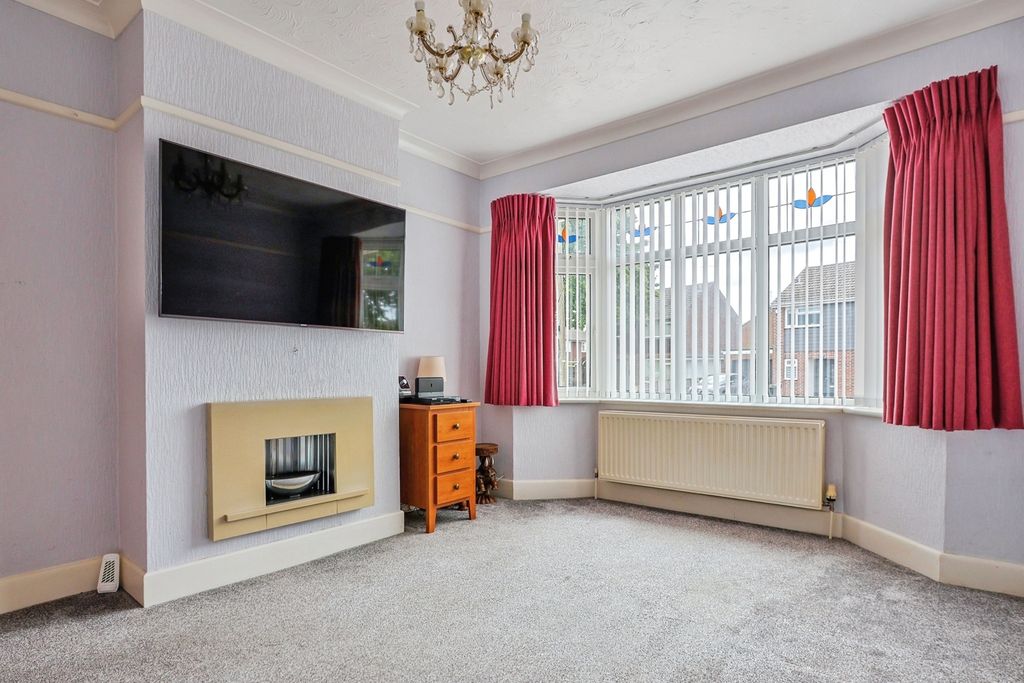 Property photo 2 of 20 Pbox-Img.Jpg