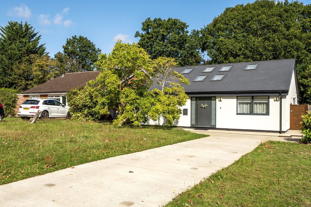 Property photo 1 of 22 Picture No. 01