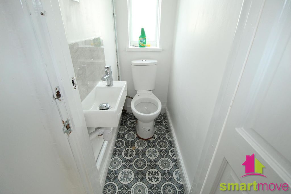 Property photo 3 of 11 7201.Jpg