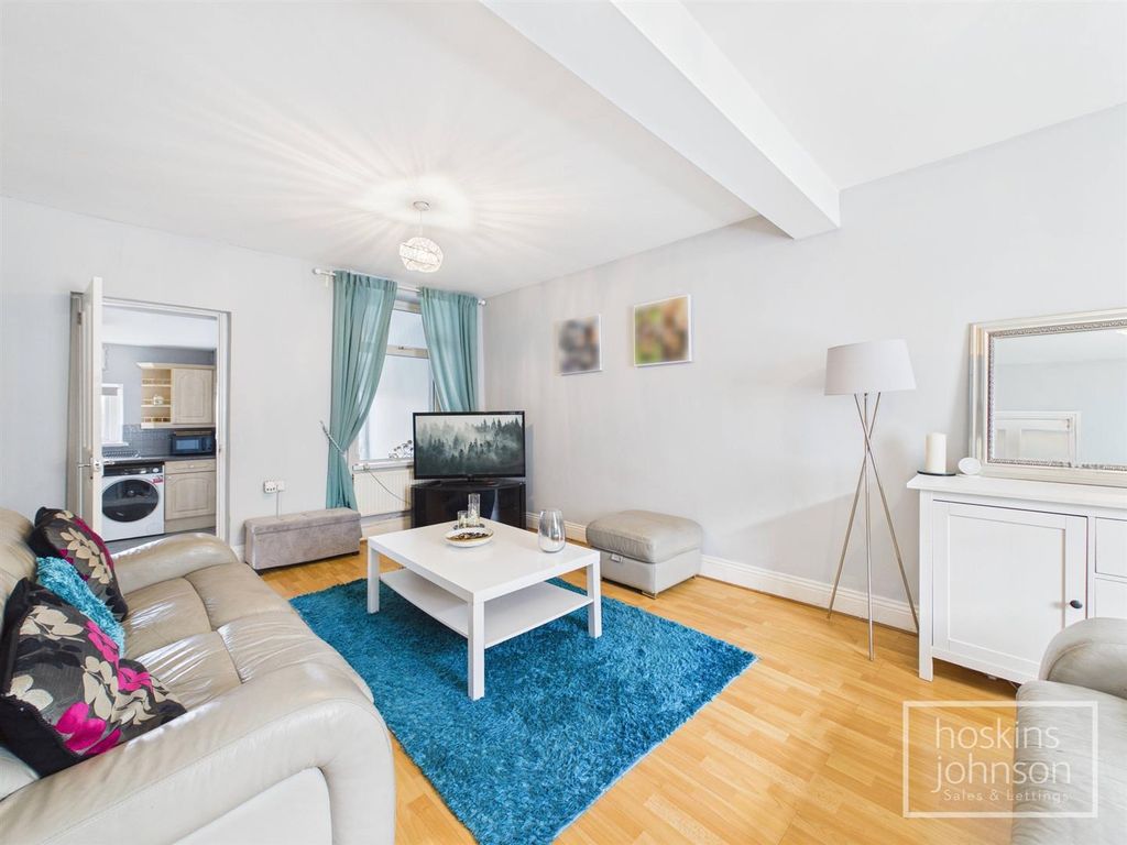 Property photo 3 of 23