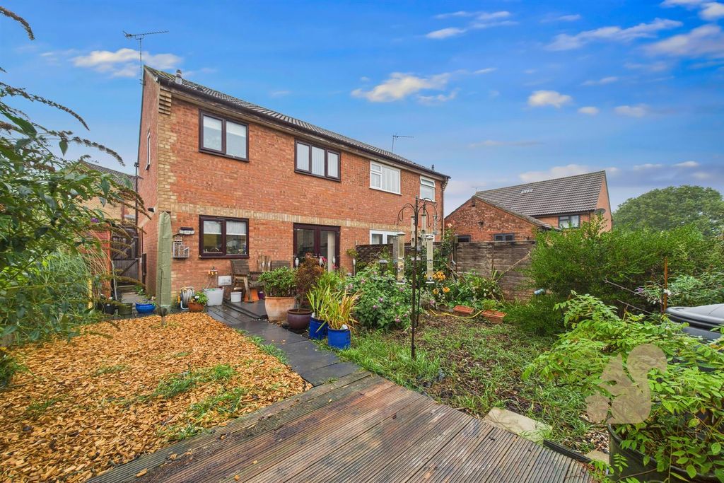 Property photo 1 of 18 Garden