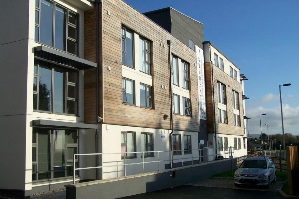 Property photo 2 of 8 Peninsula Block B.Jpg