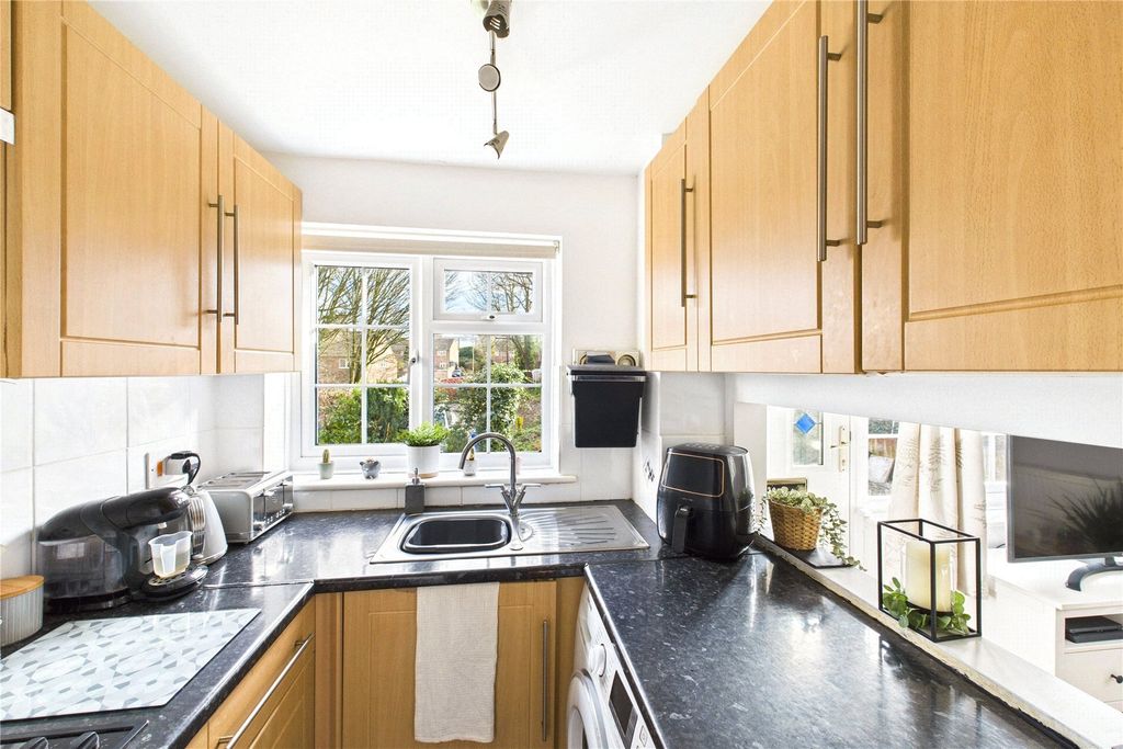 Property photo 3 of 5 Picture No. 05