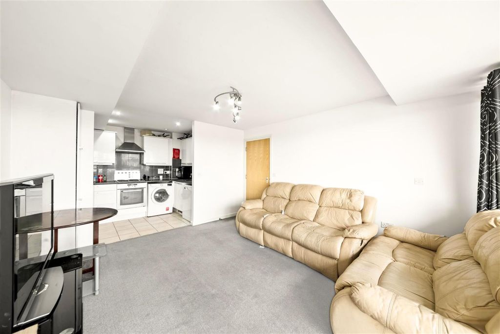 Property photo 3 of 11 Untitled Design (1).Png