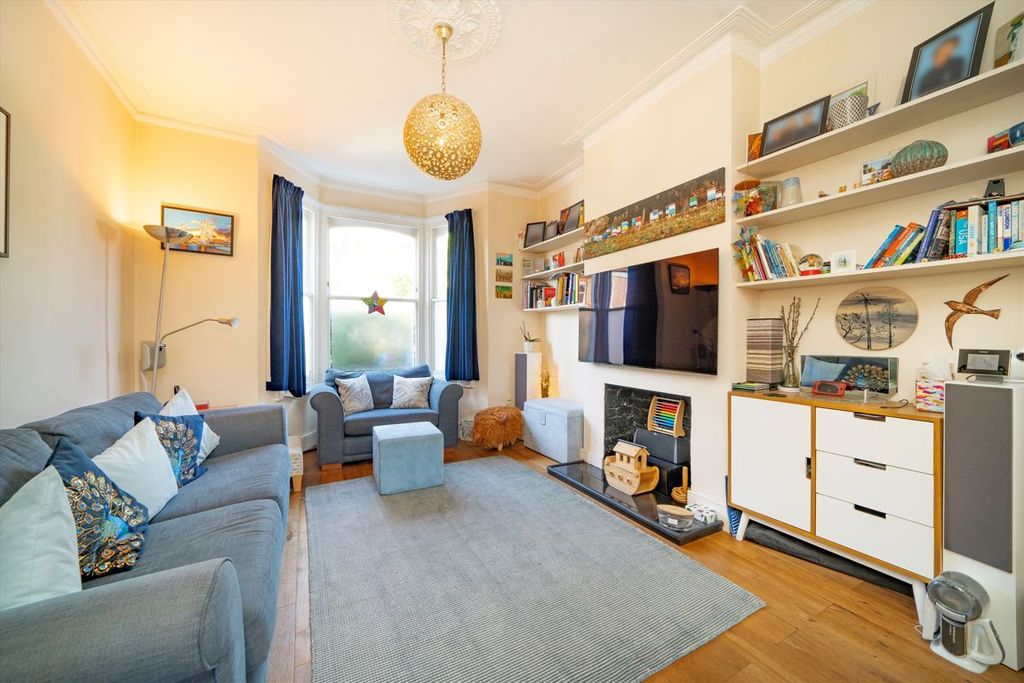 Property photo 3 of 15