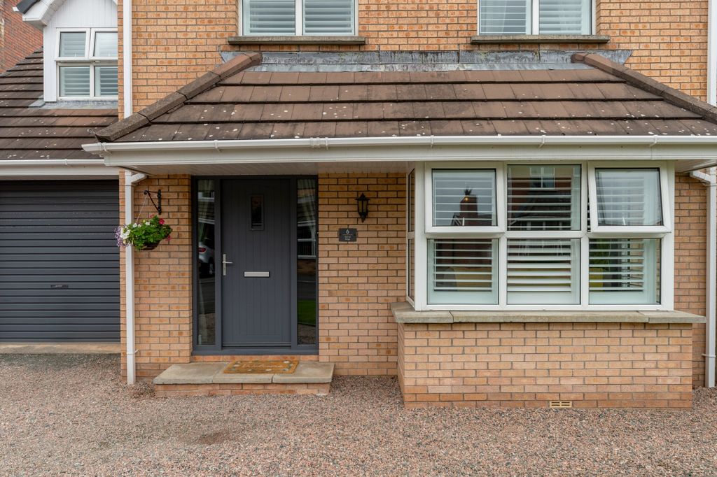Property photo 3 of 39 005