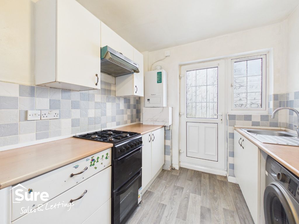 Property photo 2 of 15 5437793