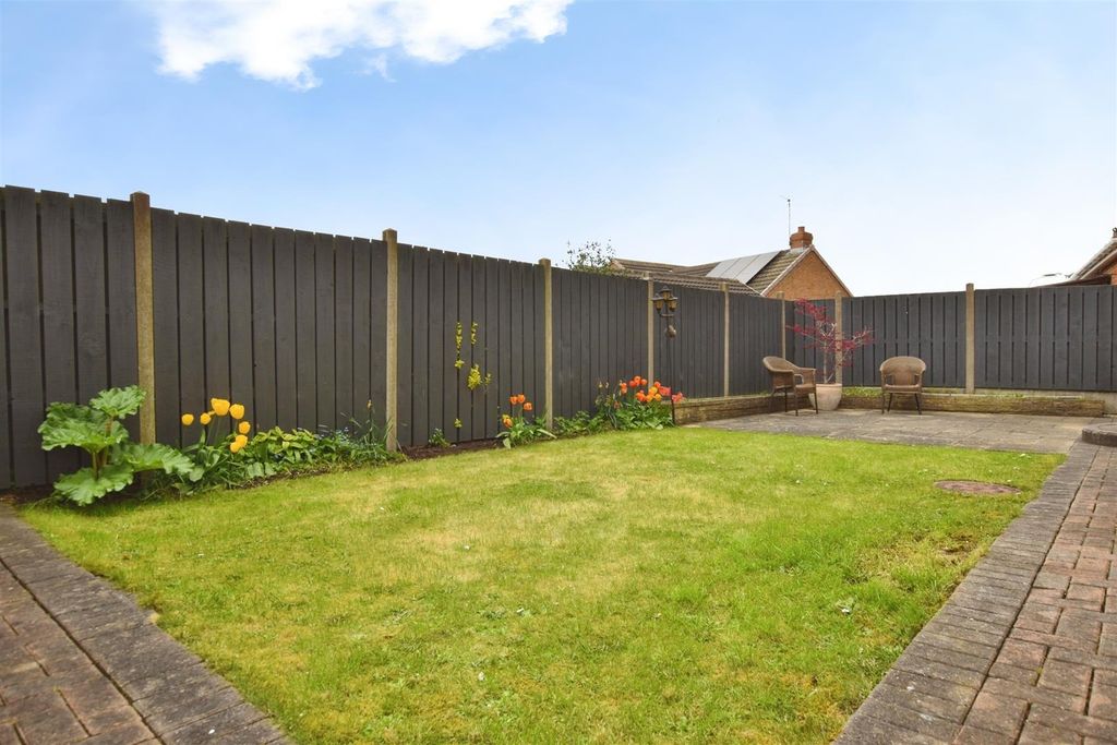 Property photo 3 of 19 97E8A36A-Garden.Jpg