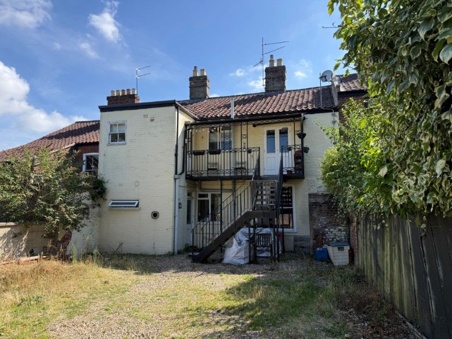 Property photo 2 of 11