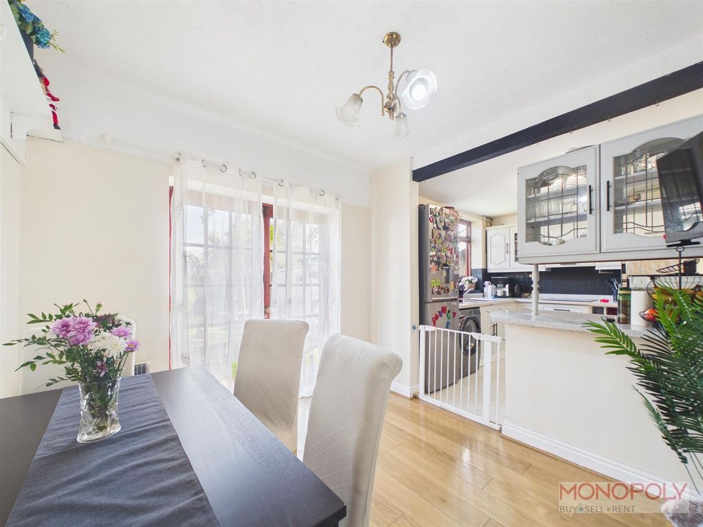 Property photo 3 of 35 Dining Room