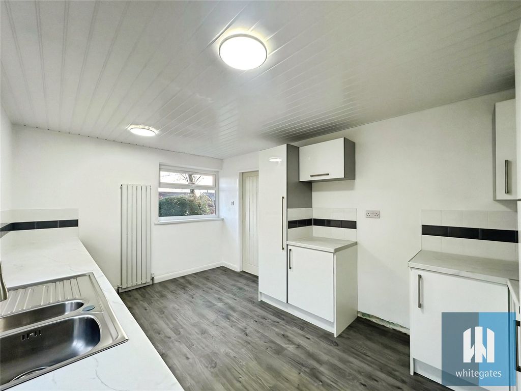 Property photo 3 of 22 Picture No. 02