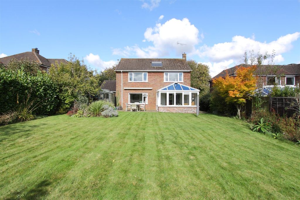 Property photo 1 of 8 Greenacres