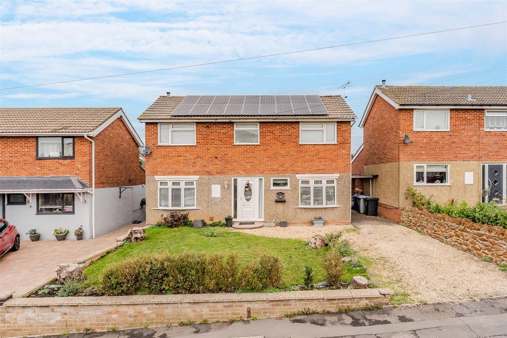 Property photo 1 of 26 Front