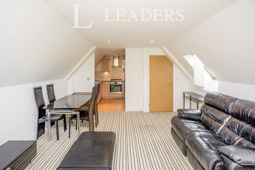 Property photo 3 of 10 Dd75ee65-1846-4888-9