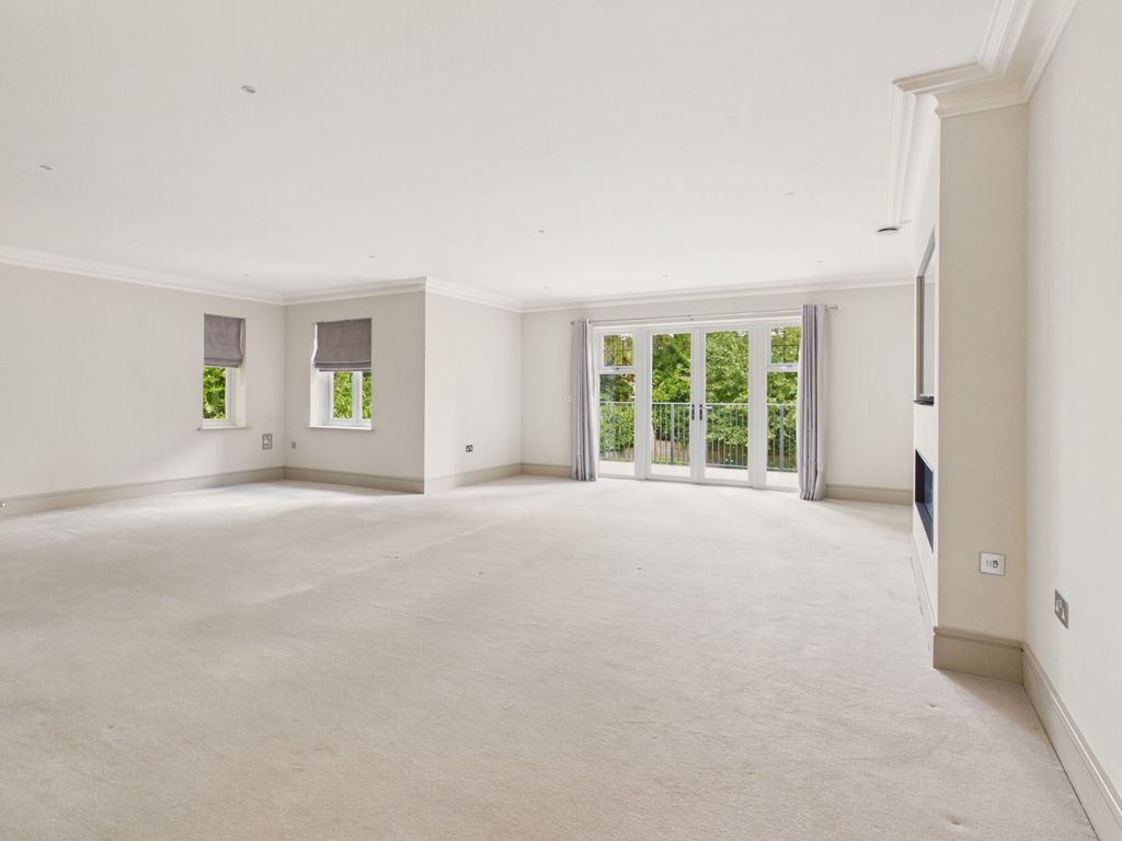 Property photo 2 of 25 Picture No. 05