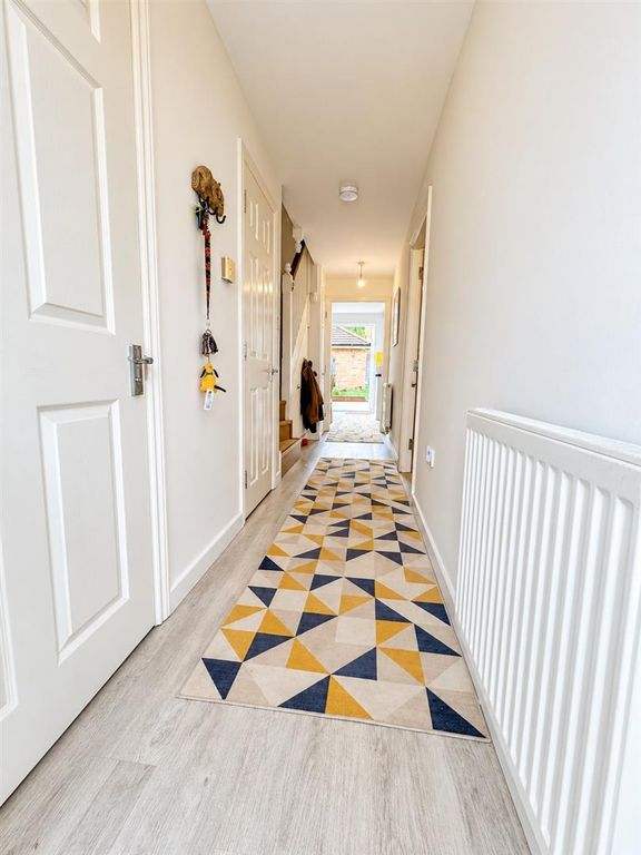 Property photo 3 of 14 Hallway.Jpg