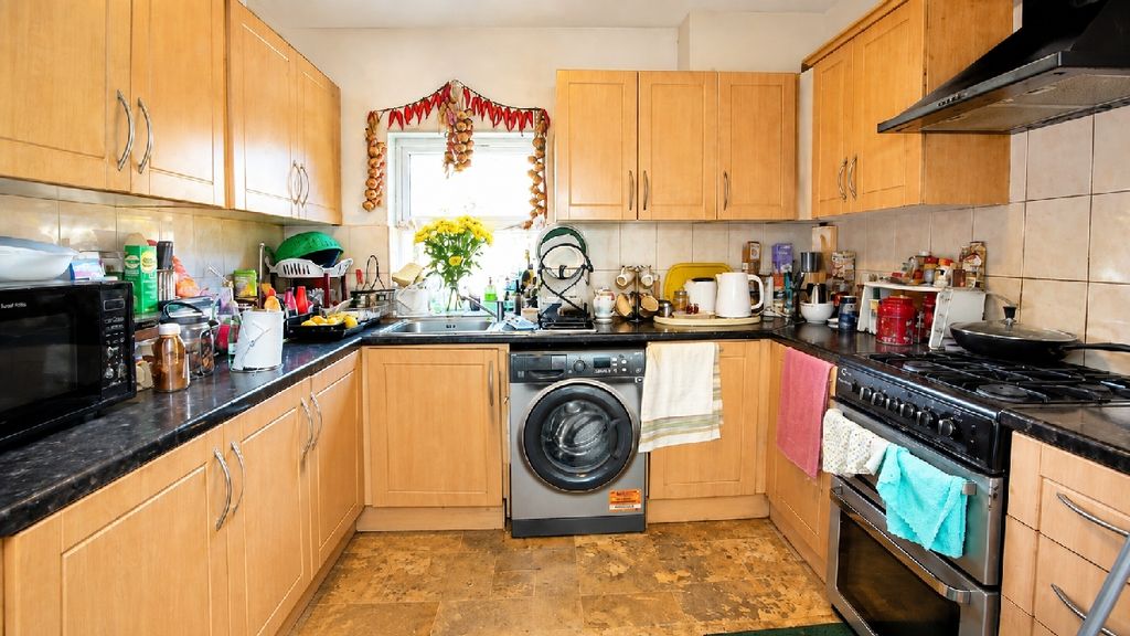 Property photo 2 of 10 Photo 1