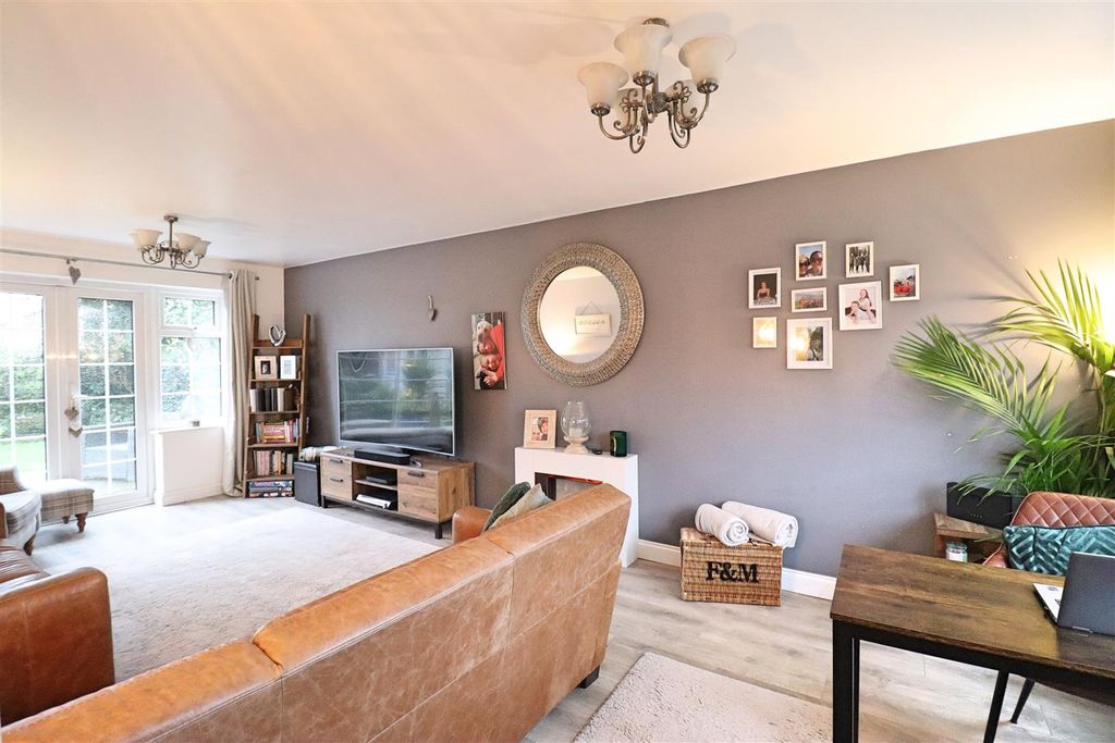 Property photo 2 of 19 Img_2333.Jpg