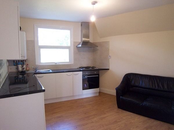 Property photo 3 of 8 Gallery