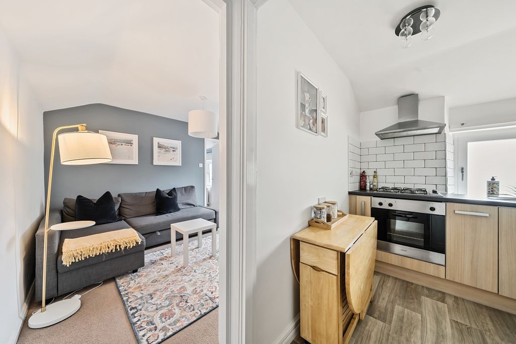 Property photo 1 of 7 1164421 (18)