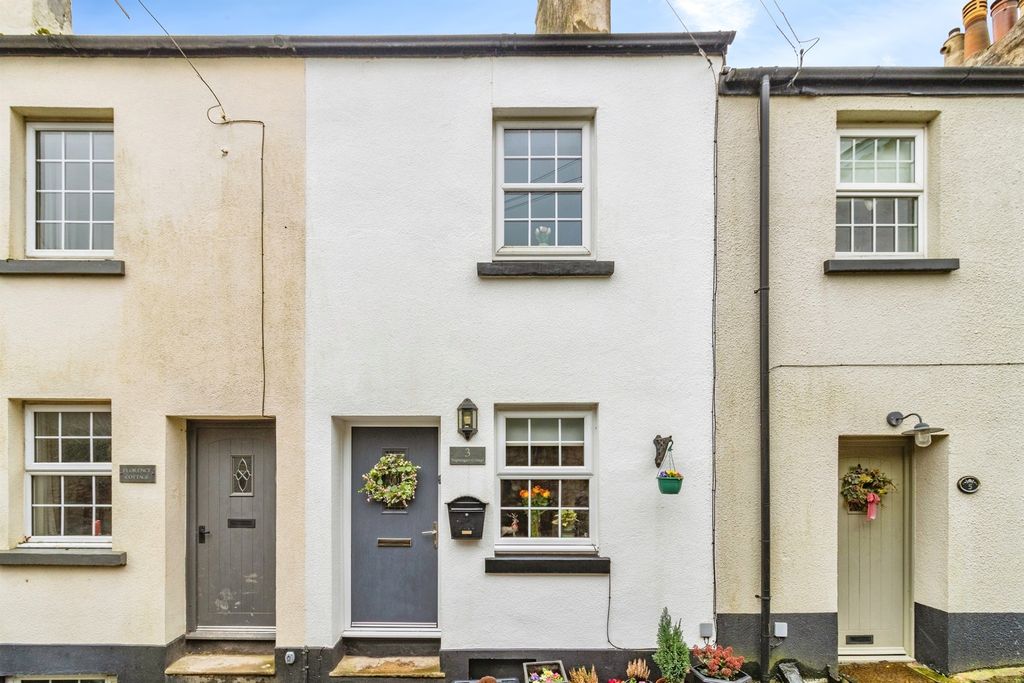 Property photo 1 of 21