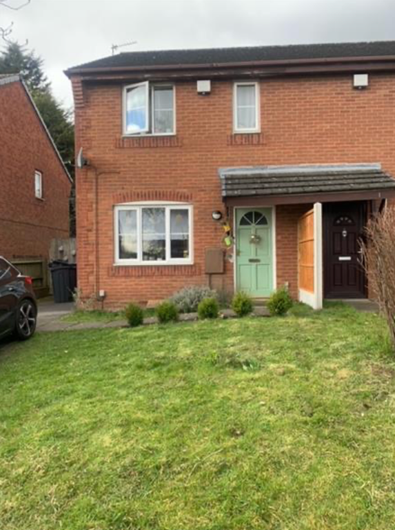 Property photo 1 of 12