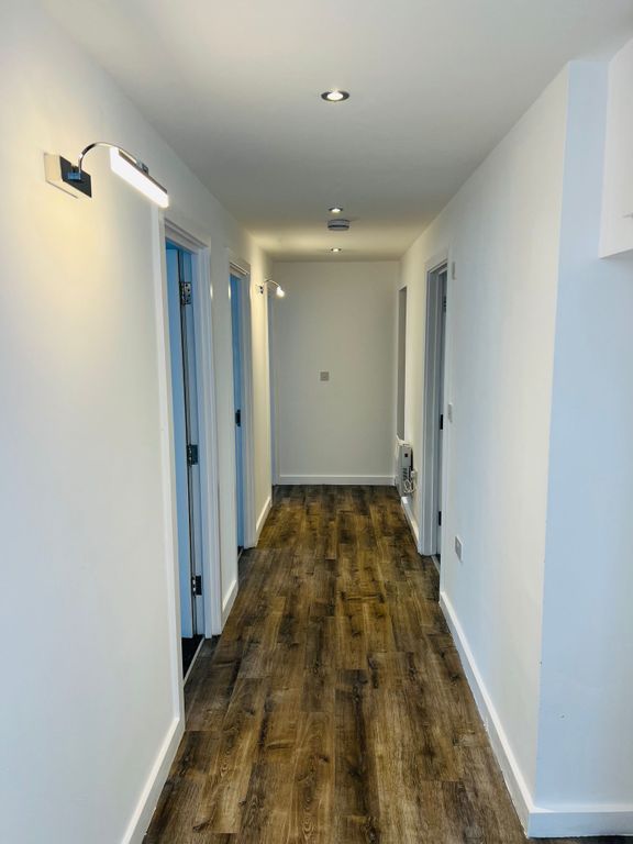 Property photo 1 of 8 Hallway