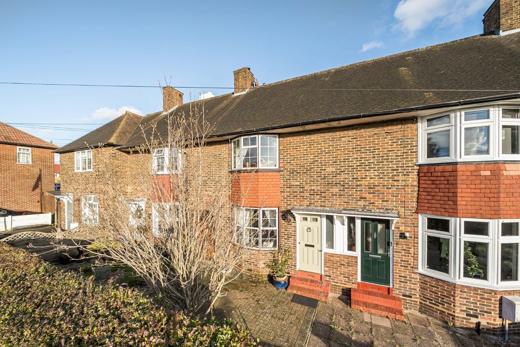 Property photo 2 of 12 Picture No. 20