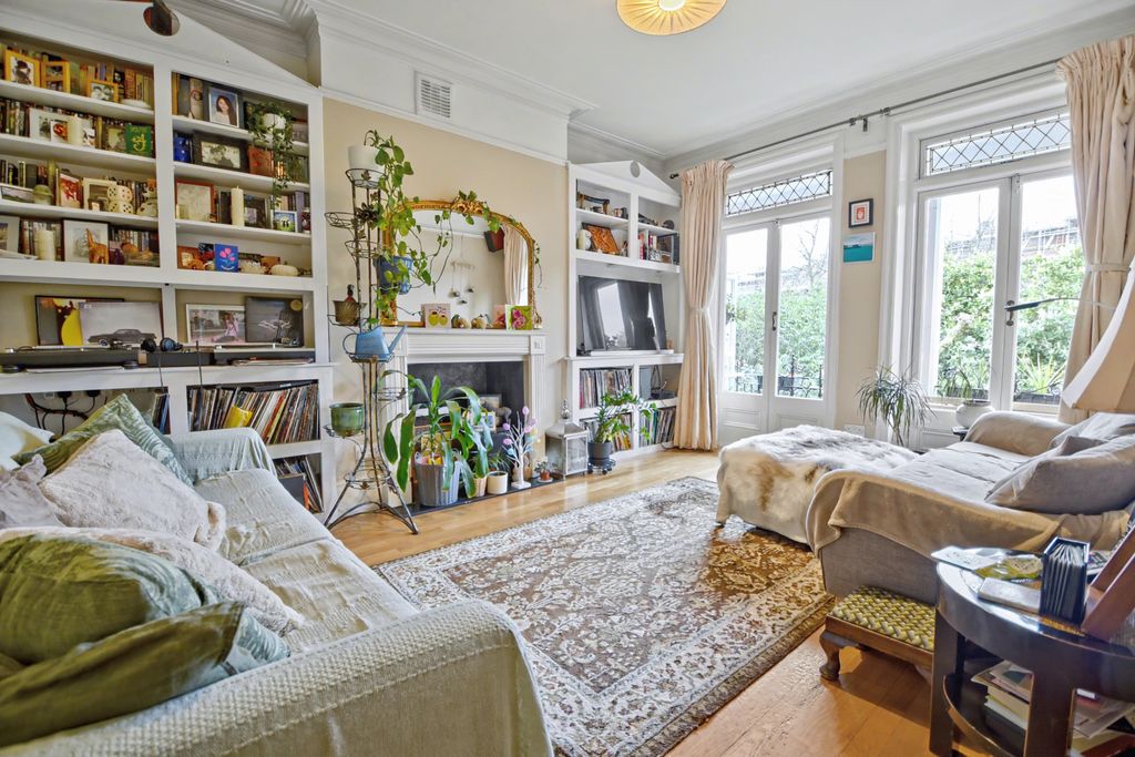 Property photo 2 of 9