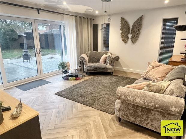 Property photo 2 of 13 Picture 2