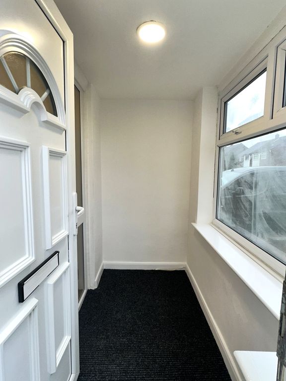 Property photo 2 of 40