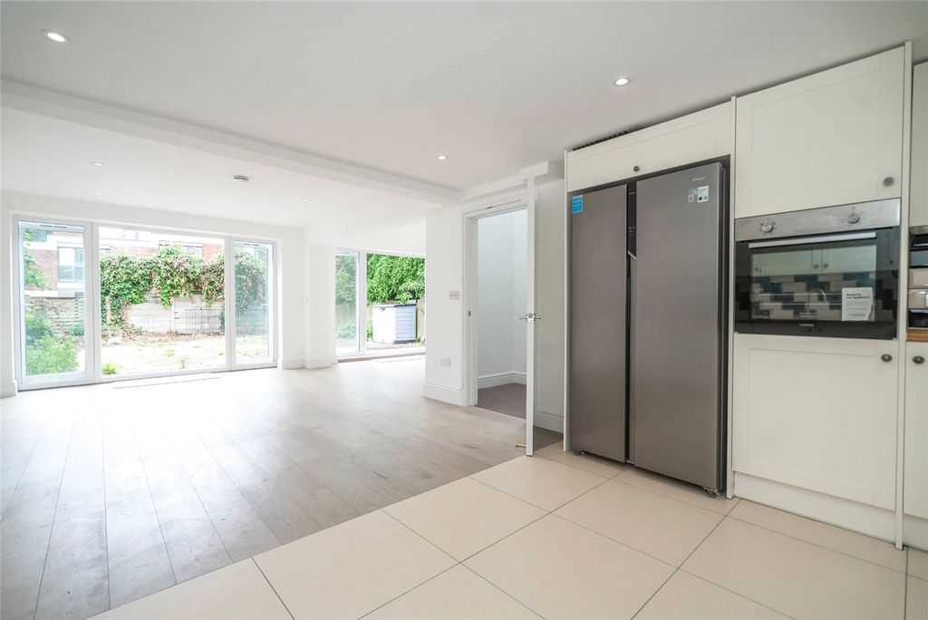 Property photo 3 of 19 Kitchen Reception A
