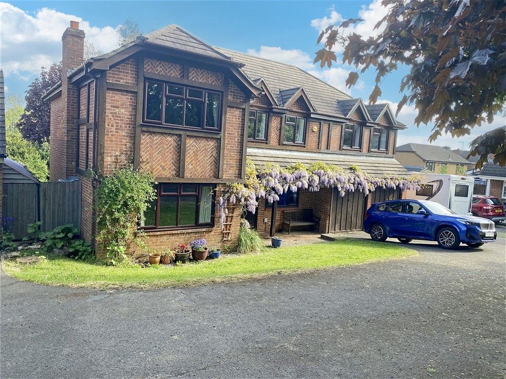 Property photo 1 of 15 Front