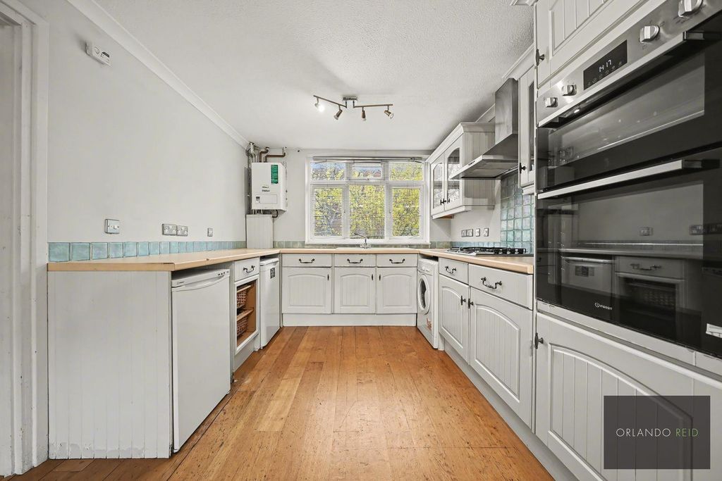 Property photo 3 of 12 Nmzyp7Yw.Jpeg