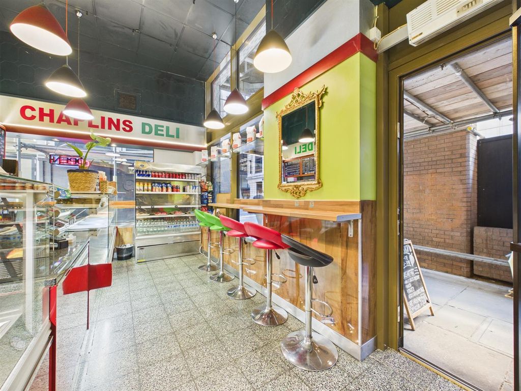 Property photo 3 of 15 Cam04237G0-Pr0276-Still009.Jpg