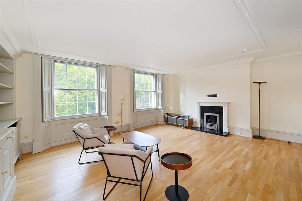 Property photo 2 of 18 F-1-Eaton-Square (2).Jpg