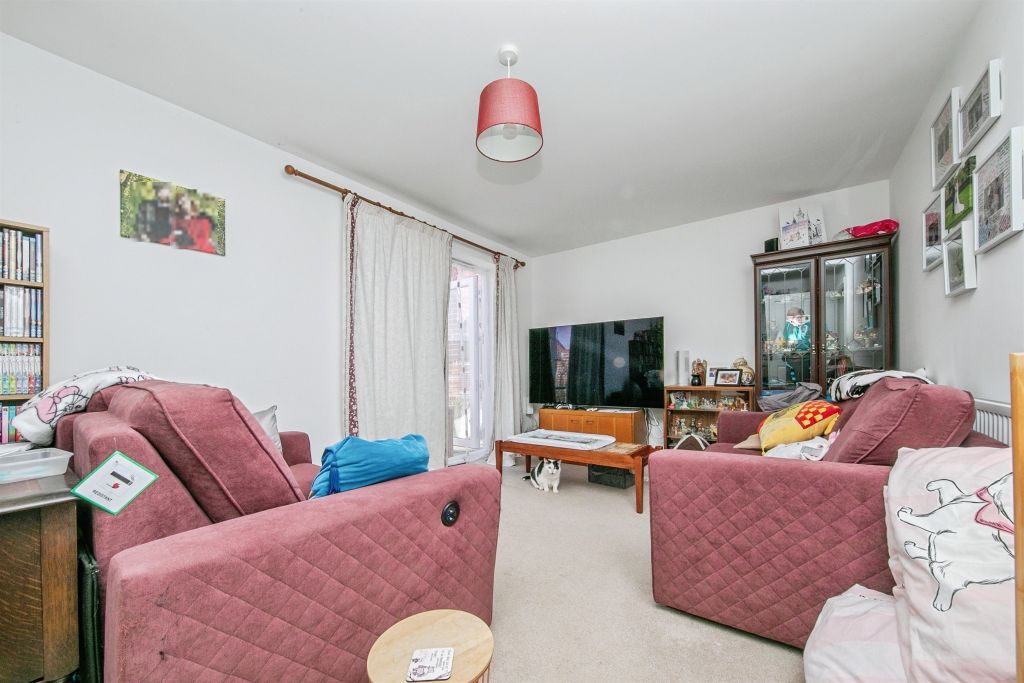 Property photo 2 of 17