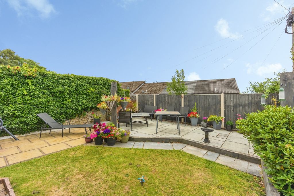 Property photo 2 of 30 Pbox-Img.Jpg
