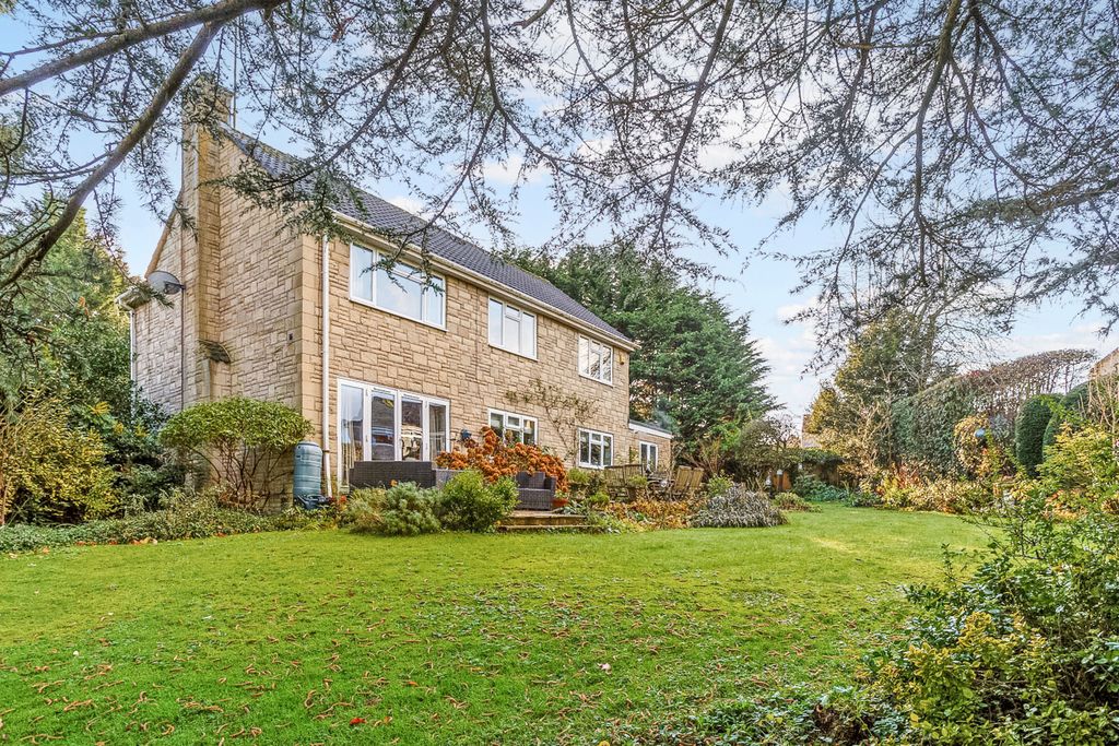 Property photo 1 of 23