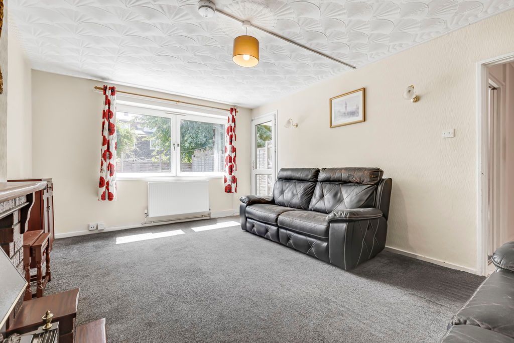 Property photo 3 of 48 Photo 37
