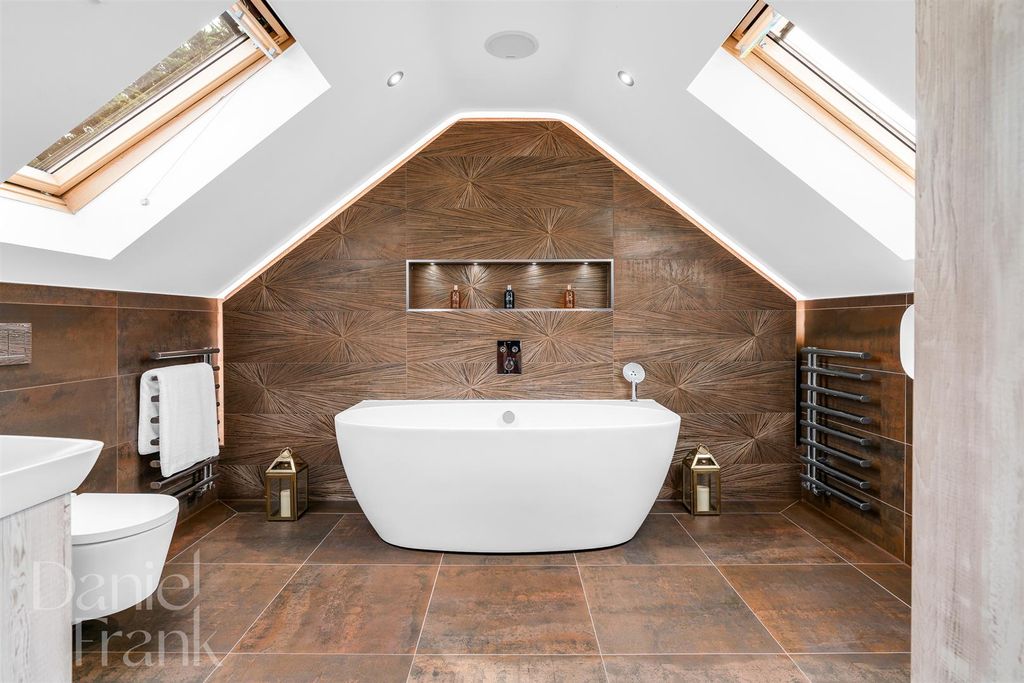 Additional image 42 of 5 bed detached house for saleWest View, Loughton IG10