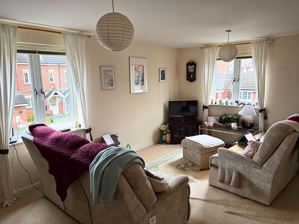 Property photo 2 of 6 Living Room