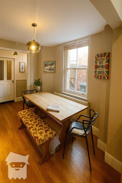 Property photo 3 of 22 541235324.Png