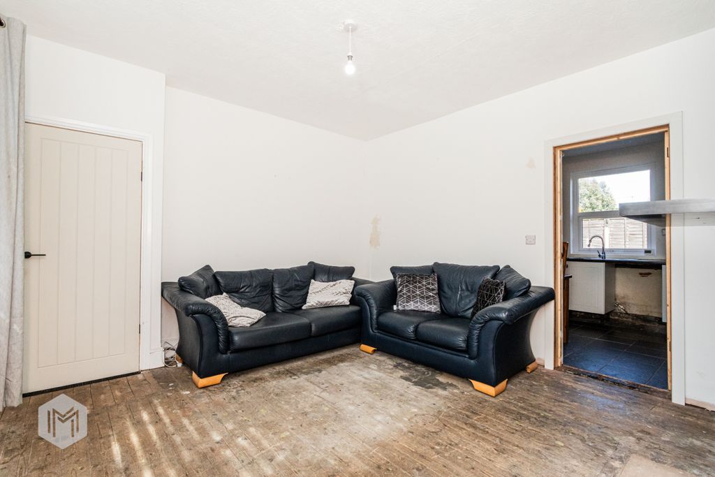 Property photo 2 of 15 Picture No. 03