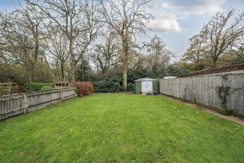 Property photo 3 of 21 Picture No. 15