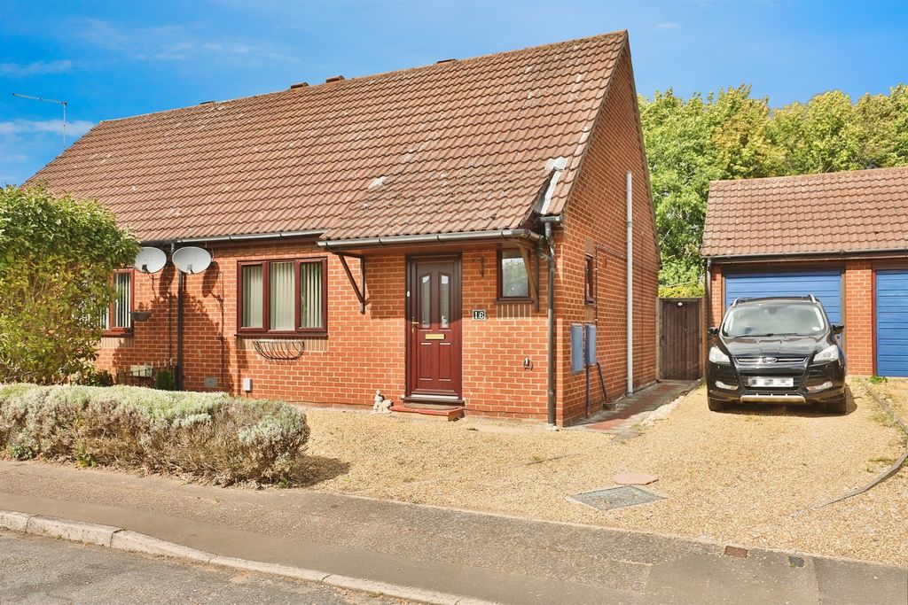 Property photo 1 of 17