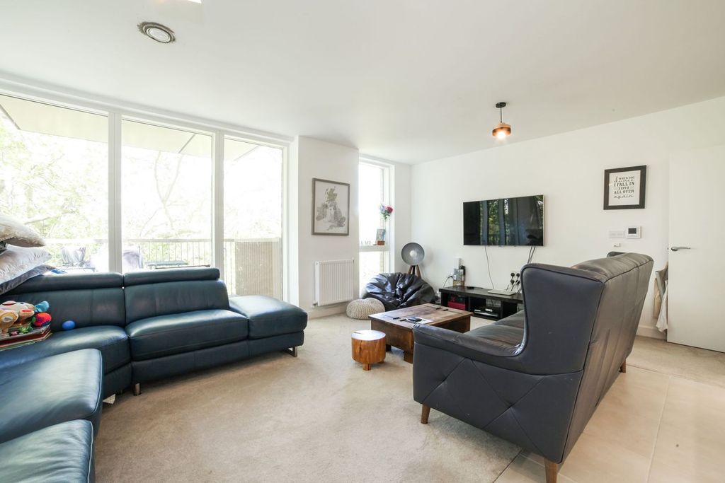 Property photo 1 of 15 Living Room