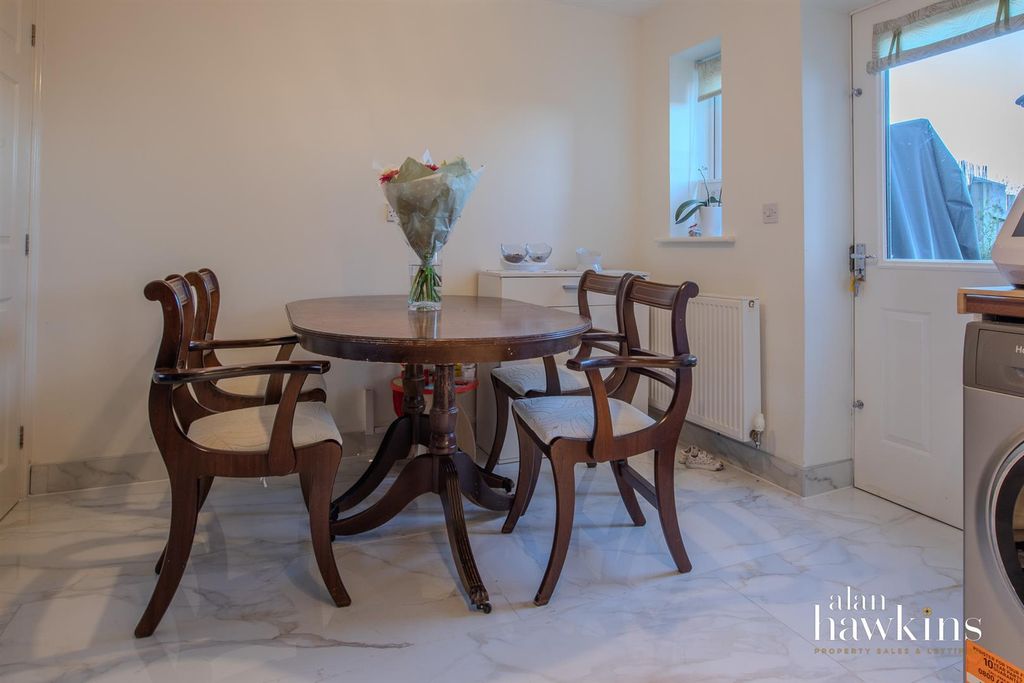 Property photo 3 of 9 3538-03.Jpg